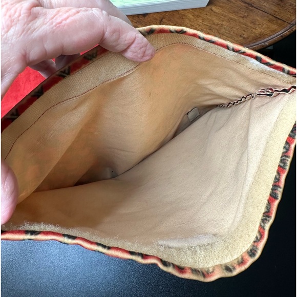 Roberta di Camerino Vintage Velvet Trompe L'oeil Tote. Excellent condition. - Picture 13 of 13